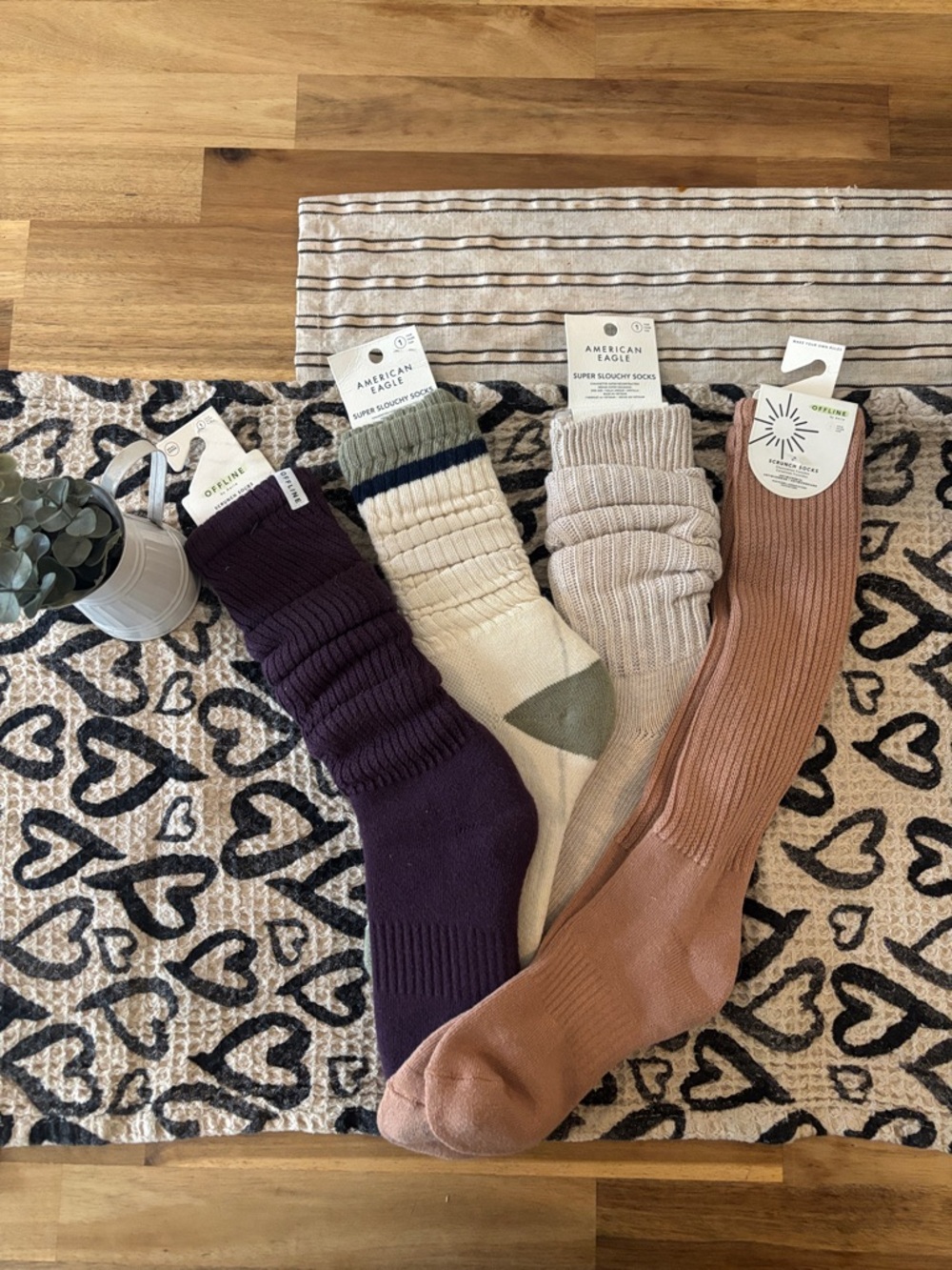 American Eagle Outfitters slouchy Crew Socks - Plum, Cream, Beige, Rust